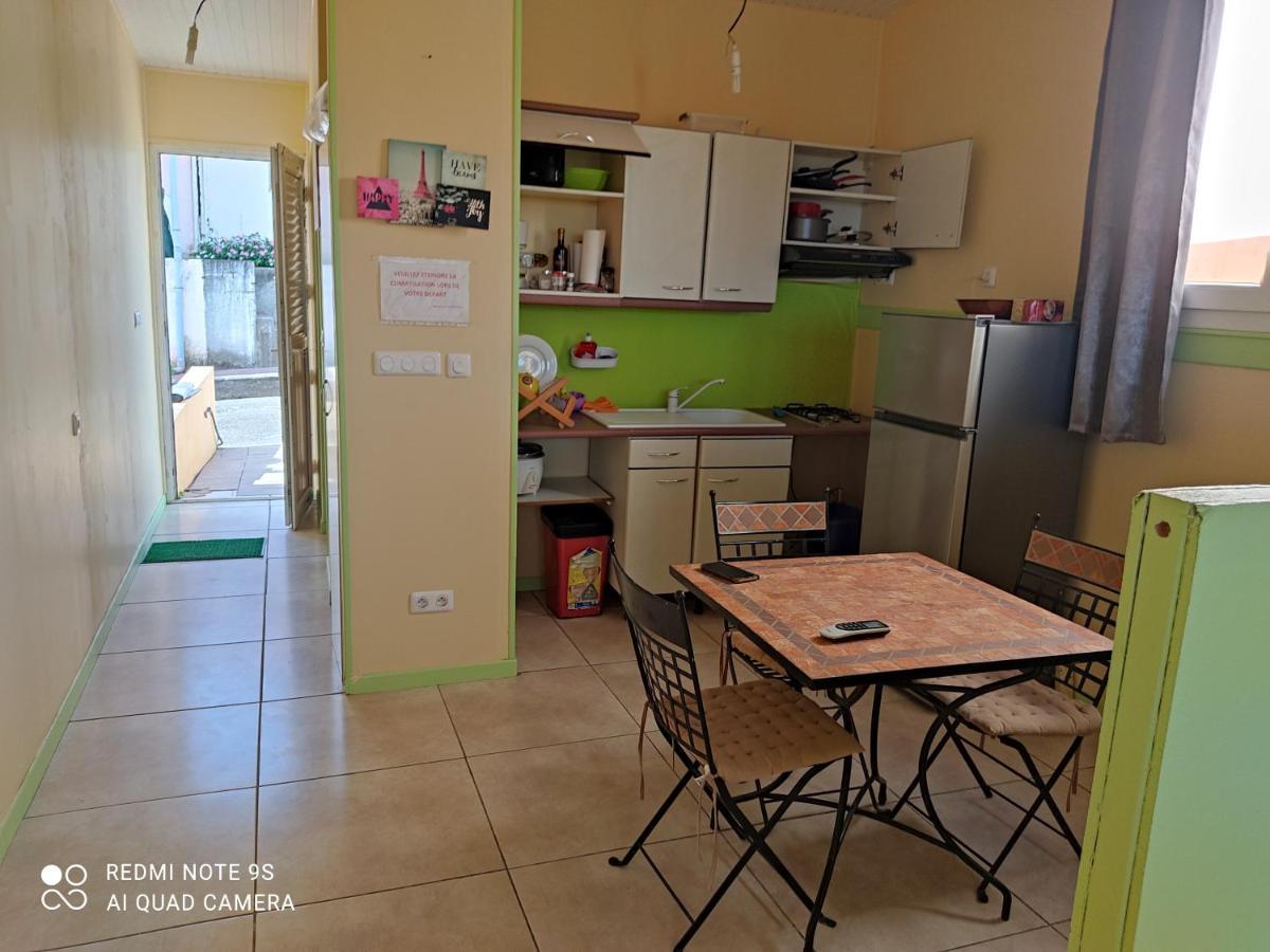 Appartamento Anajodrey Saint-Joseph Esterno foto